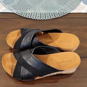 Baretraps size 7 womens sandals